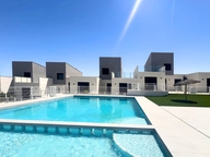 items-14100-1174255.jpg