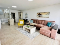 items-16320-1226031.jpg