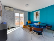 items-18439-1339040.jpg