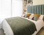 items-9433-1243249.jpg